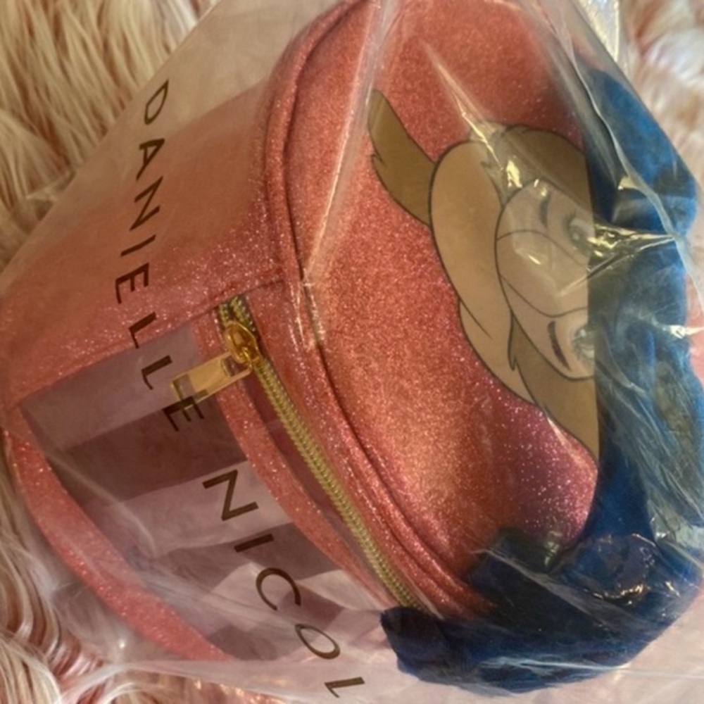 NWT! 🎀✨RARE EXCLUSIVE✨🎀 Danielle Nicole Disney’s Lady and the Tramp Makeup Bag - Picture 8 of 10